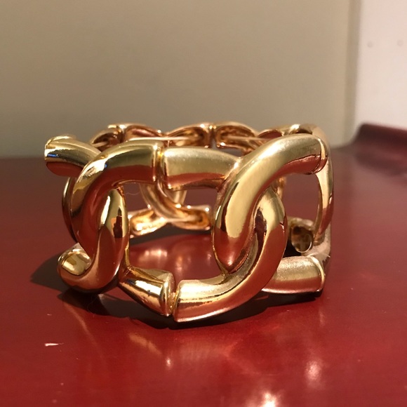 Bracelets - Picture 3 of 5